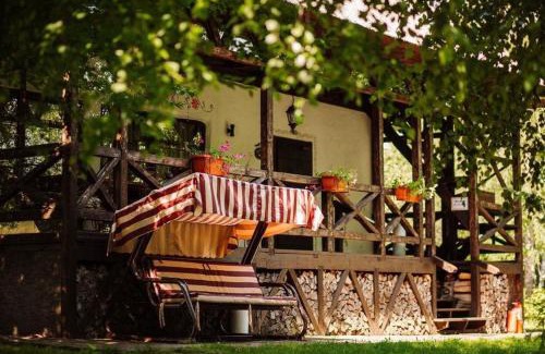 Hlibivka Cabin | Relax Villa: Pet-Friendly Oasis with Ocean View & Hot Tub