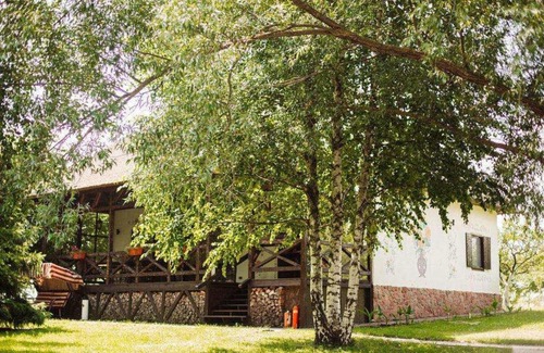 Hlibivka Cabin | Relax Villa: Pet-Friendly Oasis with Ocean View & Hot Tub