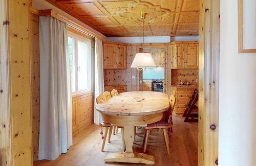 Champfer Apartment | Indulge in Relaxation at Our Duplex Apartment Retreat