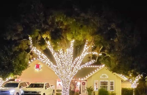 Porterville House | Relaxation meets comfort HERE at Redwood Inn