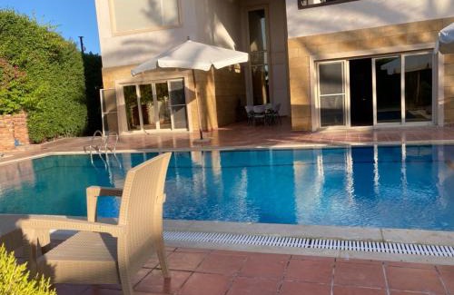 New Burj al-'Arab City Villa | Tranquil Villa with Private Pool and Oceanfront Views