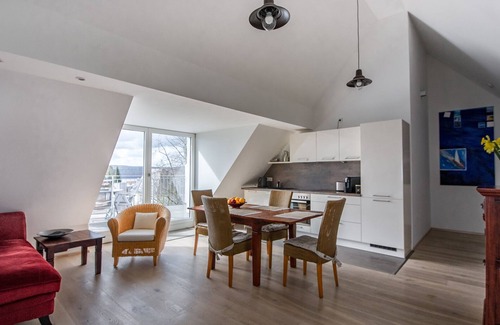 Ueberlingen Apartment | Peaceful Retreat with Lake Views in Überlingen West