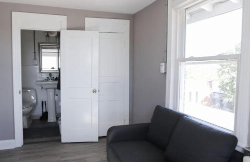 Nashville Hotel | Cozy 1 BR Retreat Just 10 Mins from Nashville