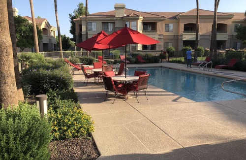 Gilbert Condo | Family-Friendly 2 Bedroom Condo with Pool, Spa & Gym