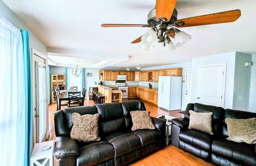 Chaplin House | Premier Countryside Home on Bourbon Trail with Game Room