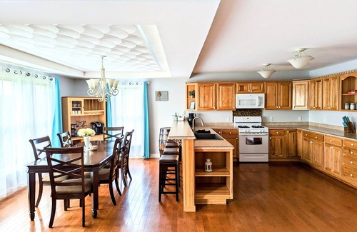 Chaplin House | Premier Countryside Home on Bourbon Trail with Game Room