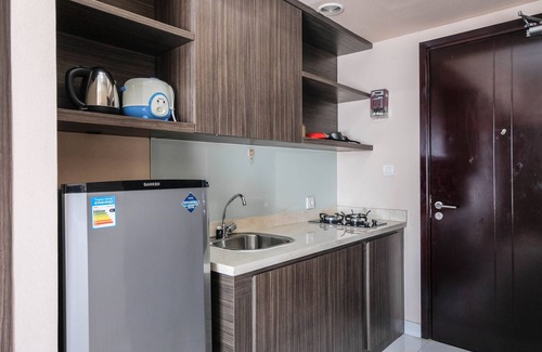 Serpong Apartment | Cozy Studio at Casa De Parco with Pool and Breakfast
