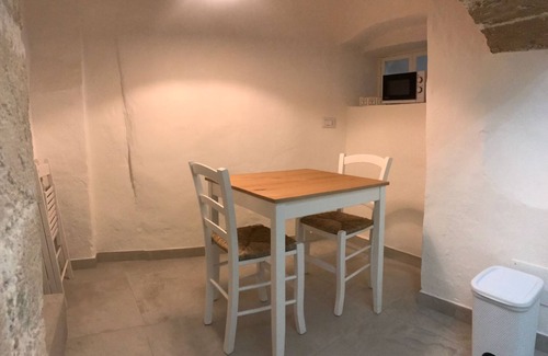 Isola del Borgo Antico Apartment | Romantic SCIROCCO Apartment with Oceanfront Views