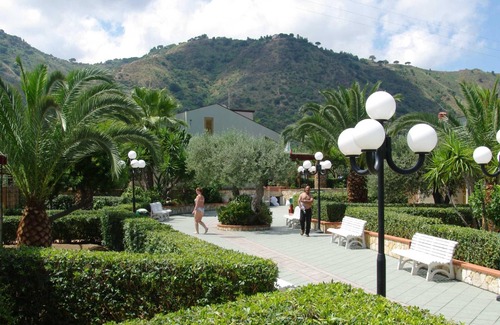 Mazzaforno Apartment | Cozy Apartment for 2 with Pool and Breakfast Included