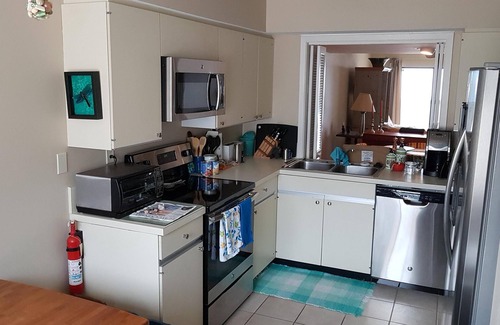 Saint Helena Island Condo | Serene Beachfront Condo with Ocean View & Family Amenities