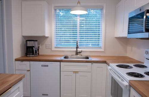 Bethany Beach House | Inviting Bethany Beach Townhome Steps from Relaxation
