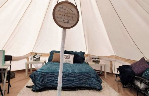 Ash Fork RV Rental | Cozy Yurt Retreat: Top-Rated Stay with Family Amenities