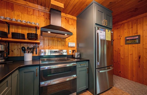 Swanton House | A-Frame of Mind: Lake Access, Hot Tub & Pet Friendly Bliss