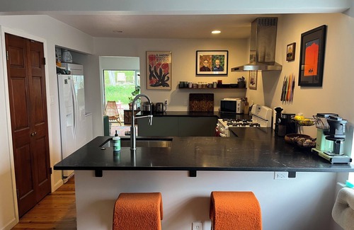 East MLK House | Relaxing East Side Retreat