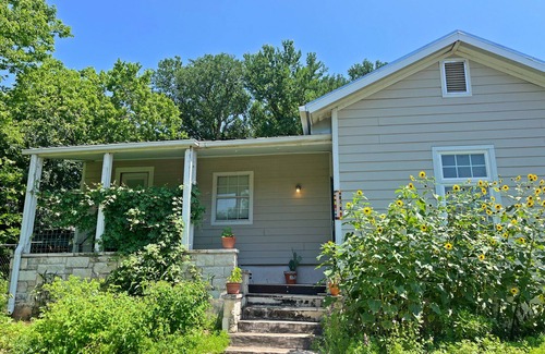East MLK House | Relaxing East Side Retreat