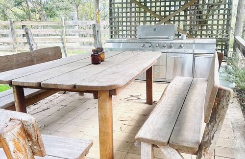 Candelo Apartment | Relaxing Family getaway in country at Bumblebrook Farm Stay Unit 3. Pet Friendly