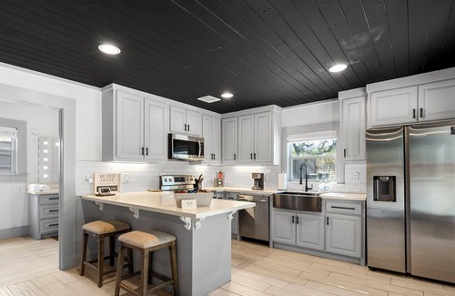 Big Bee Creek House | Relaxing Family Retreat - Two Homes - Kids Playhouse - Gazebo