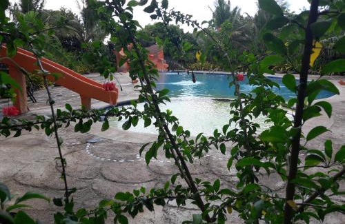 Sara Resort | Blissful Garden Resort: Pool, Breakfast & Kid-Friendly Fun