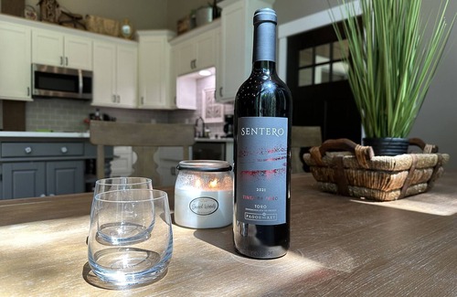 Yacolt House | Idyllic Getaway at East Fork of the Lewis River