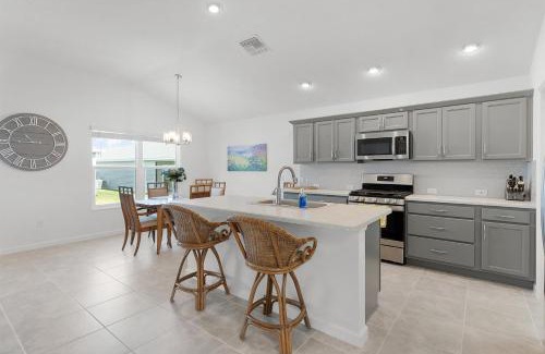 Wildwood House | Relaxing Oceanfront Getaway with Pools & Golf Activities
