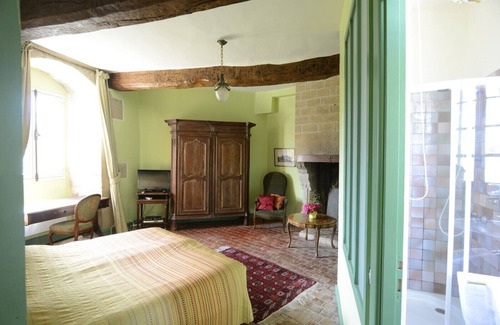 Saint-Glen Other | Idyllic Getaway at Château with Park and Lakescape Retreat
