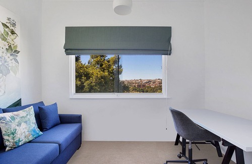 Bellevue Hill Apartment | Relaxing Home in Coastal Colours. Close to Bondi Beach.