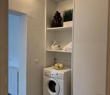 Gardola Apartment | Cozy Oceanfront Retreat - Guest Rated 9.7/10