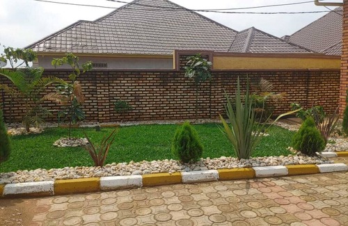 Kigali House | Inviting Kanombe Home with Pool and Pet-Friendly Amenities