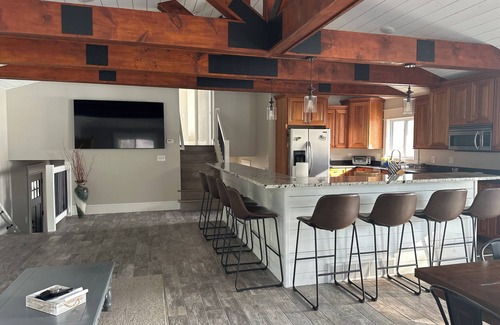 Presque Isle House | Inviting Family Retreat with Pool and Ocean Views