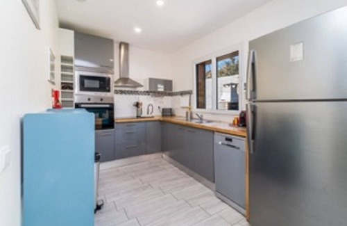 Tunes House | Family-Friendly Vrbo Property for Unforgettable Getaways