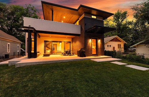 Old Town West House | Experience Paradise with Private Rooftop Deck & Hot Tub
