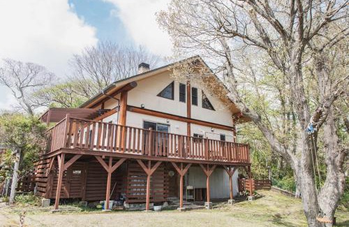 Futo House | Cozy Log Cabin IZU HOUSE - Highly Rated Family Getaway
