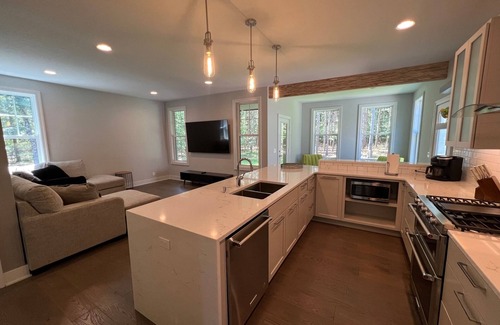 Grand Haven Cottage | Modern Cottage Retreat in Grand Haven – Pet Friendly & Family Ready