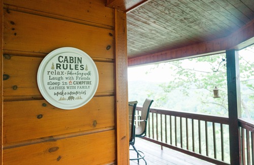 Piney Creek Cabin | Idyllic Cabin Retreat with Family-Friendly Amenities