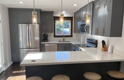 San Pablo House | Cozy Renovated Family Home with Spa and Pet-Friendly Amenities