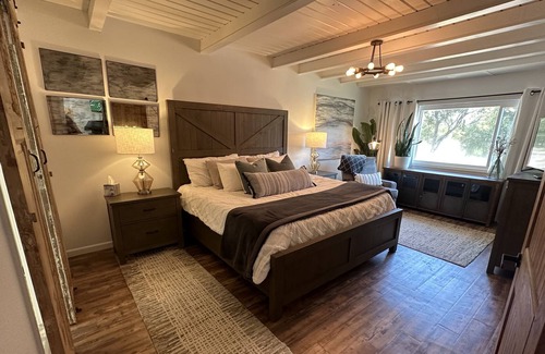 Lake Whitney House | Relaxing retreat lake access within 5 min- pet & family friendly w/ fire pit!