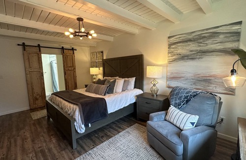Lake Whitney House | Relaxing retreat lake access within 5 min- pet & family friendly w/ fire pit!