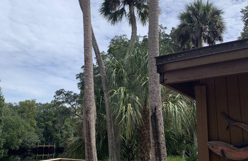 Inglis House | Serene Riverfront Haven with Spa and Hot Tub Amenities