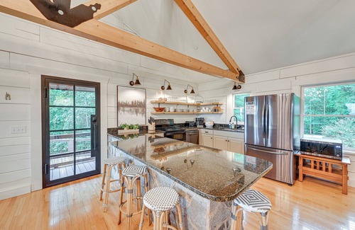 Salem House | Inviting Salem House with Boat Slip & Mountain Views