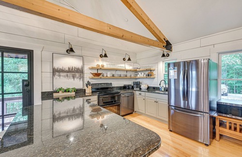 Salem House | Inviting Salem House with Boat Slip & Mountain Views
