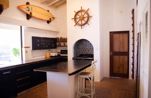 Yanchep House | Idyllic Oceanfront Retreat - Family & Pet Friendly Stays