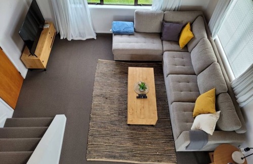 Snells Beach House | Idyllic Retreat with Ocean View and Family-Friendly Amenities