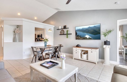 Wellington House | Serene Getaway: Private Pool & Steps from Dining Hotspots