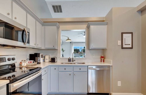 Wellington House | Serene Getaway: Private Pool & Steps from Dining Hotspots