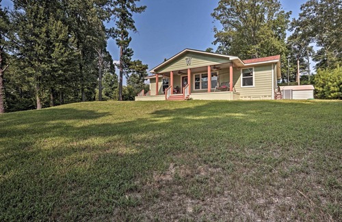 Jefferson Cottage | Relaxing Texas Retreat with Ocean Views Near Boat Ramp