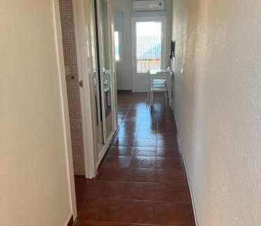 Las Acacias Apartment | Beachfront Escape: Pet-Friendly & Child-Welcoming Retreat