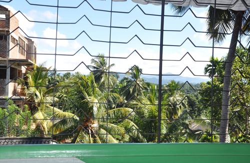 Kandy House | Tranquil Villa Retreat in Kandy, Sri Lanka with Kitchen Access