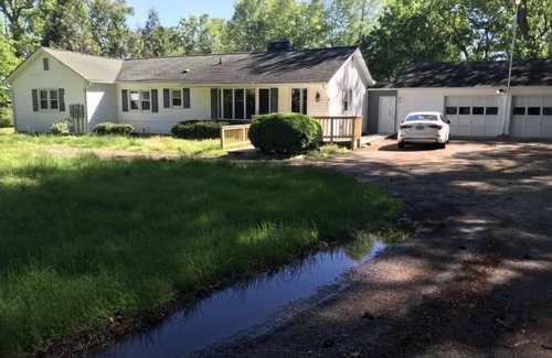 Piney Point House | Peaceful Weekend Getaway for the Whole Family