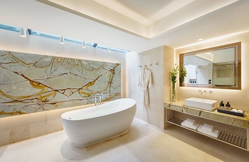 Hua Hin Hotel | Relo' The Urban Escape: Ocean View & Spa Retreat