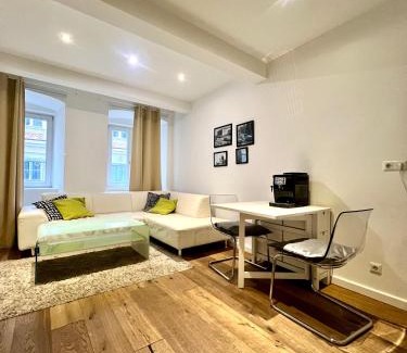 Sankt Ulrich Apartment | Pet-Friendly Apartments Spittelberg Gardegasse - Rated 8.6/10